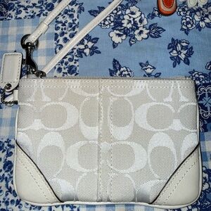 Coach Small Signature Wristlet in White/Cream